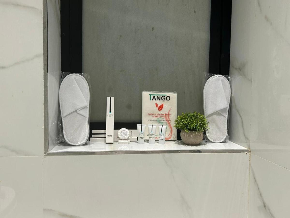 فاخرة ٣ غرف وصالة ٣ Apartment
